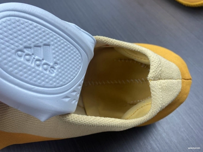 Adidas GW5353 RNR Yeezy Knit Sulfur 1104